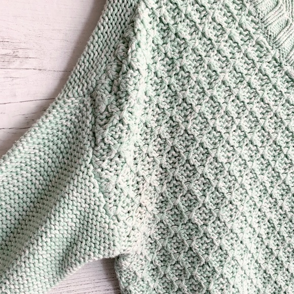 American Eagle Small Mint Sweater - Picture 5 of 13